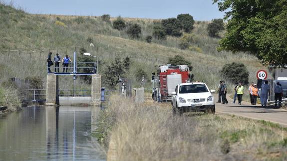 Hallan el cadáver de un hombre en el canal de Lobón