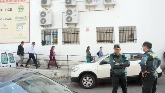 La jueza del caso UPA cita a una docena de empleados de la Junta que hicieron inspecciones
