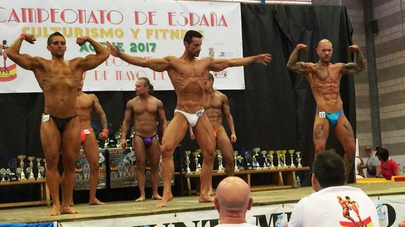 El 'poli cachas' de Villanueva repite por sexta vez como campeón de España de culturismo