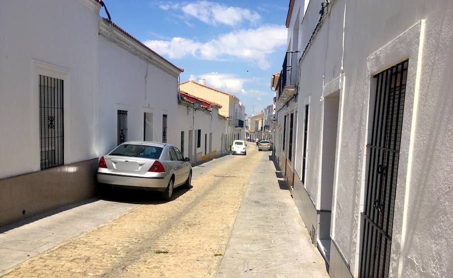 Un bando municipal insta a los vecinos a adecentar las fachadas de sus inmuebles