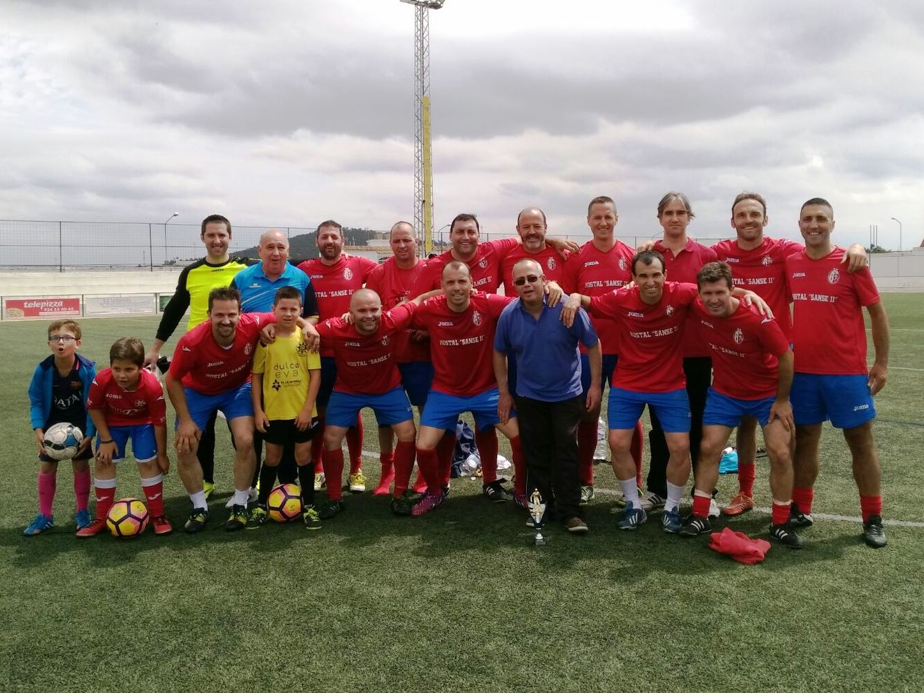Doblete, liga y copa para los veteranos