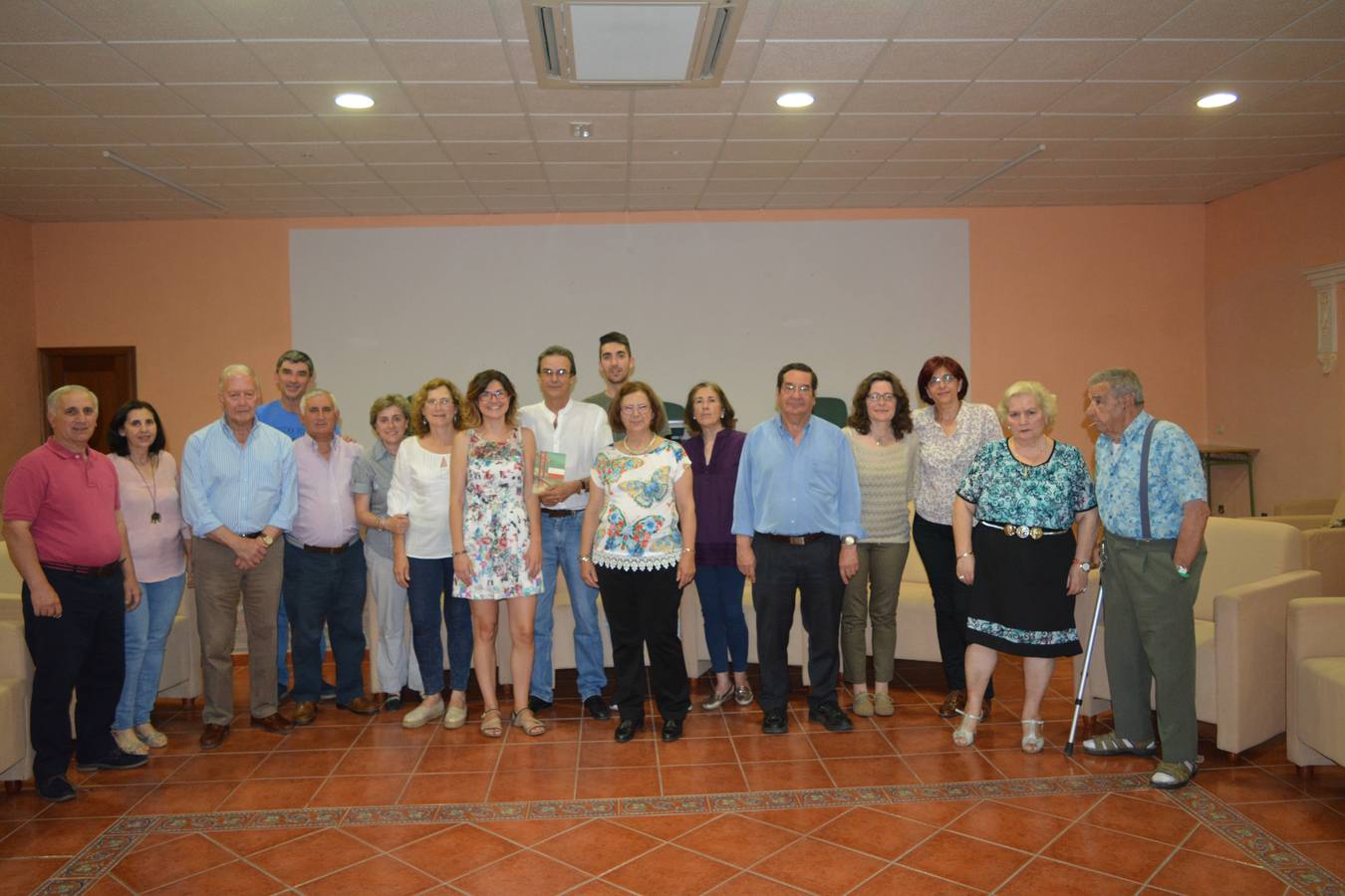 La escritora Susana Martín Gijón visita el Club de Lectura Valeria