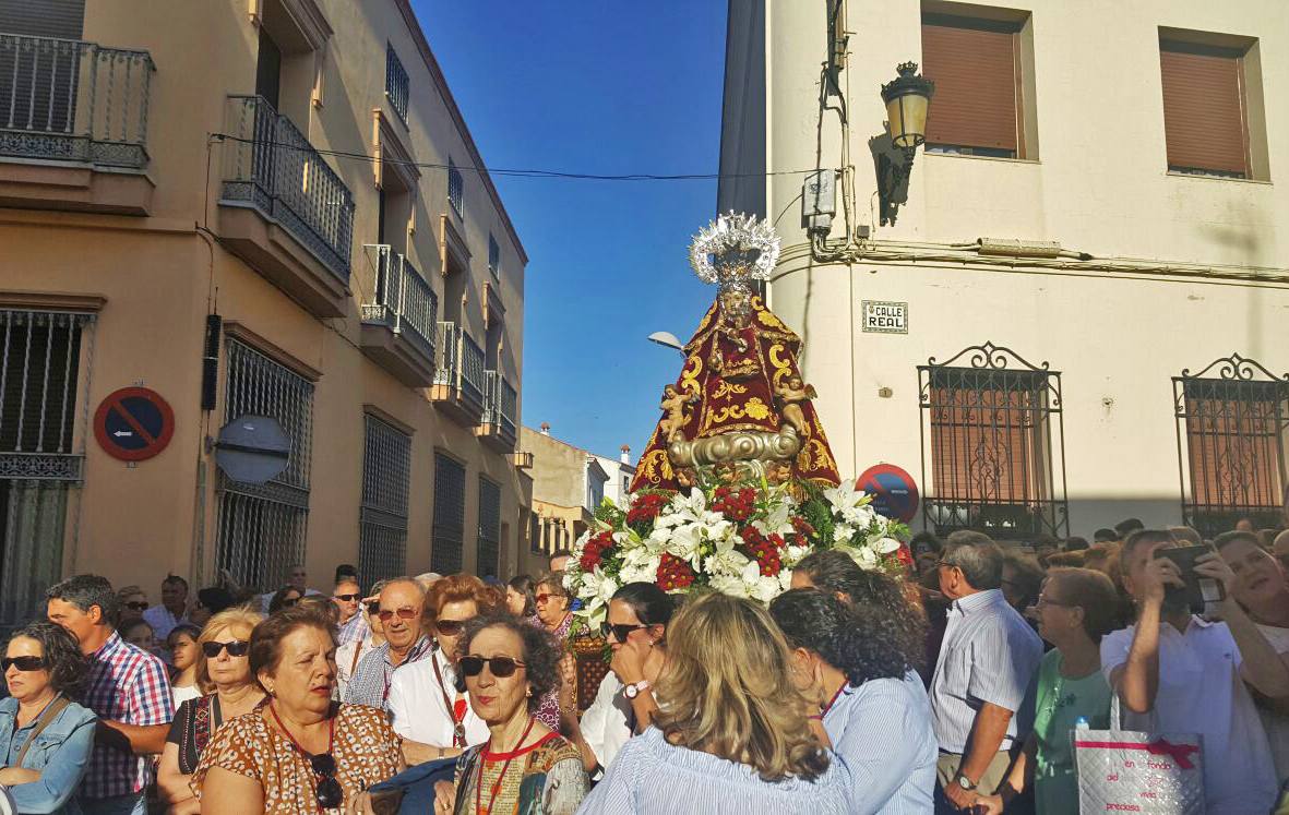 La Virgen de Piedraescrita regresa a su santuario arropada por su pueblo