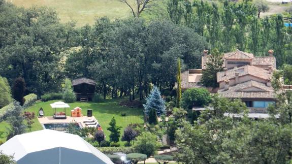 Pequeño incendio en la casa jarandillana de Alejandro Sanz