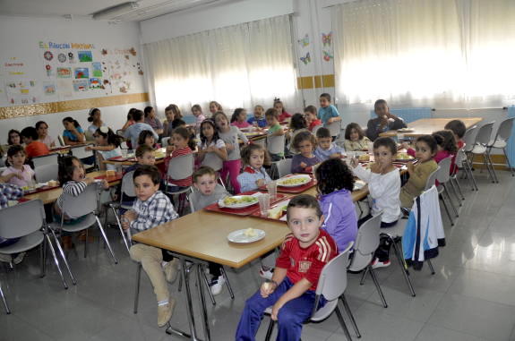 Ya se pueden solicitar las plazas para los servicios de aula matinal y comedor escolar