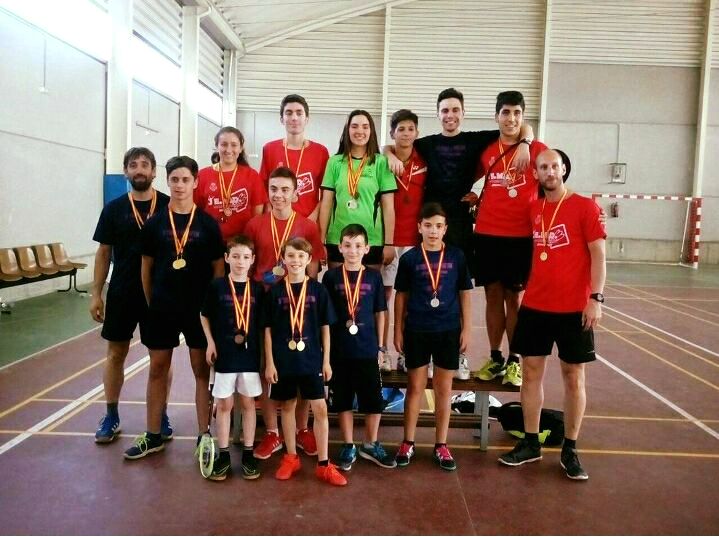 La Charca se llena de raquetas de bádminton por cuarta vez