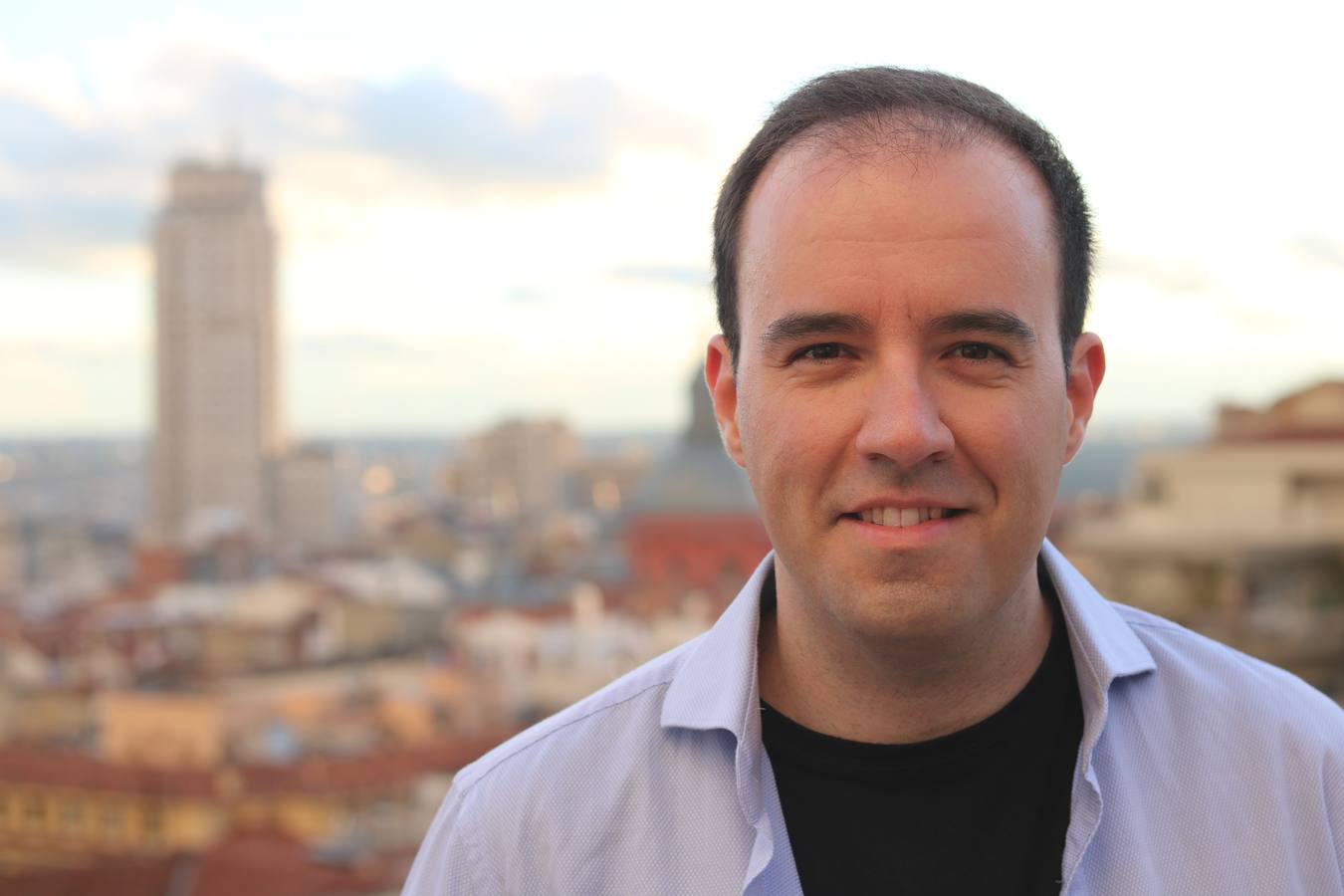 José Miguel Gallardo presenta mañana en Campanario su primera novela '2065'