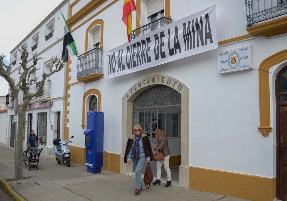 Esperanza y cautela en Monesterio tras la publicación de la DIA de la mina de Aguablanca
