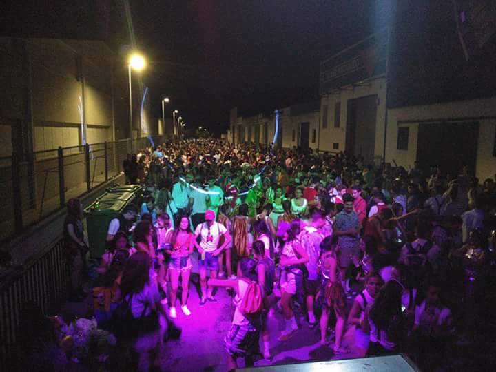 Seis grupos participarán en el desfile de la fiesta carnavalera esta noche