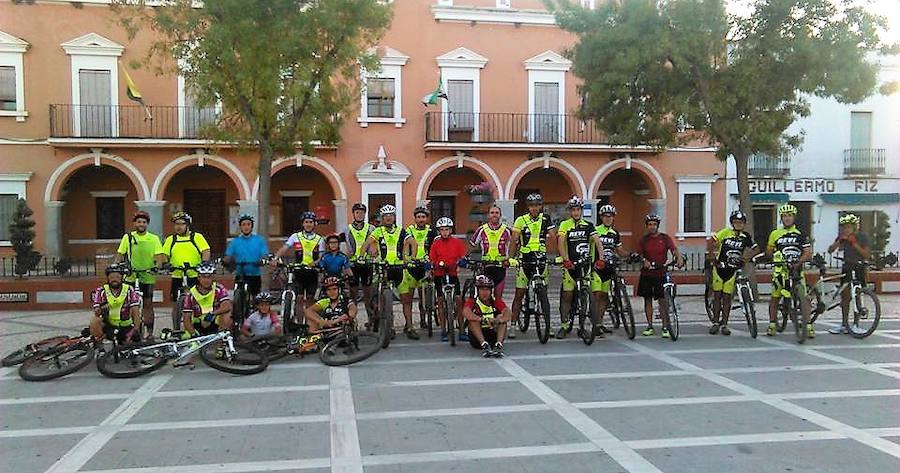 El Club Gurumelo Bike finaliza las rutas nocturnas de verano