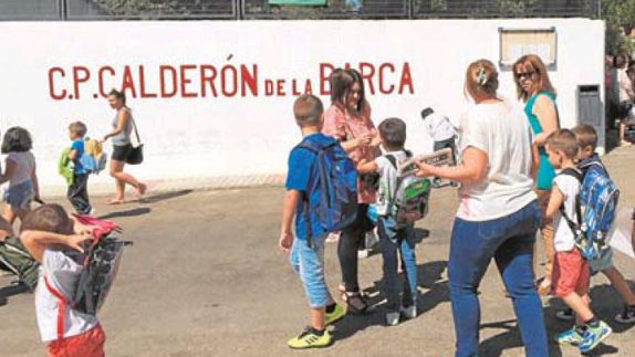 El consistorio publica las ayudas para la adquisición de material escolar 2017