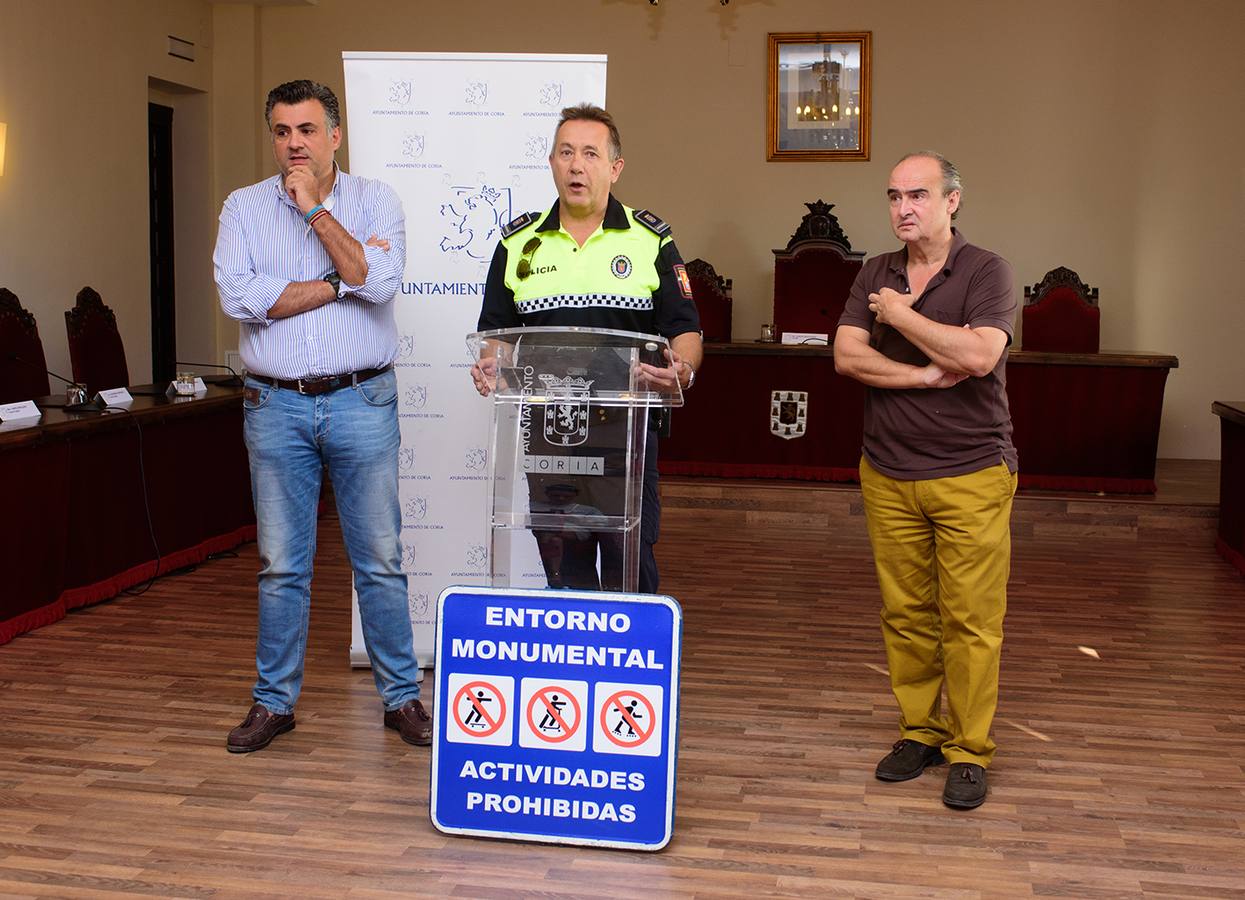 Se inicia una campaña informativa de concienciación por una ciudad cívica y respetuosa