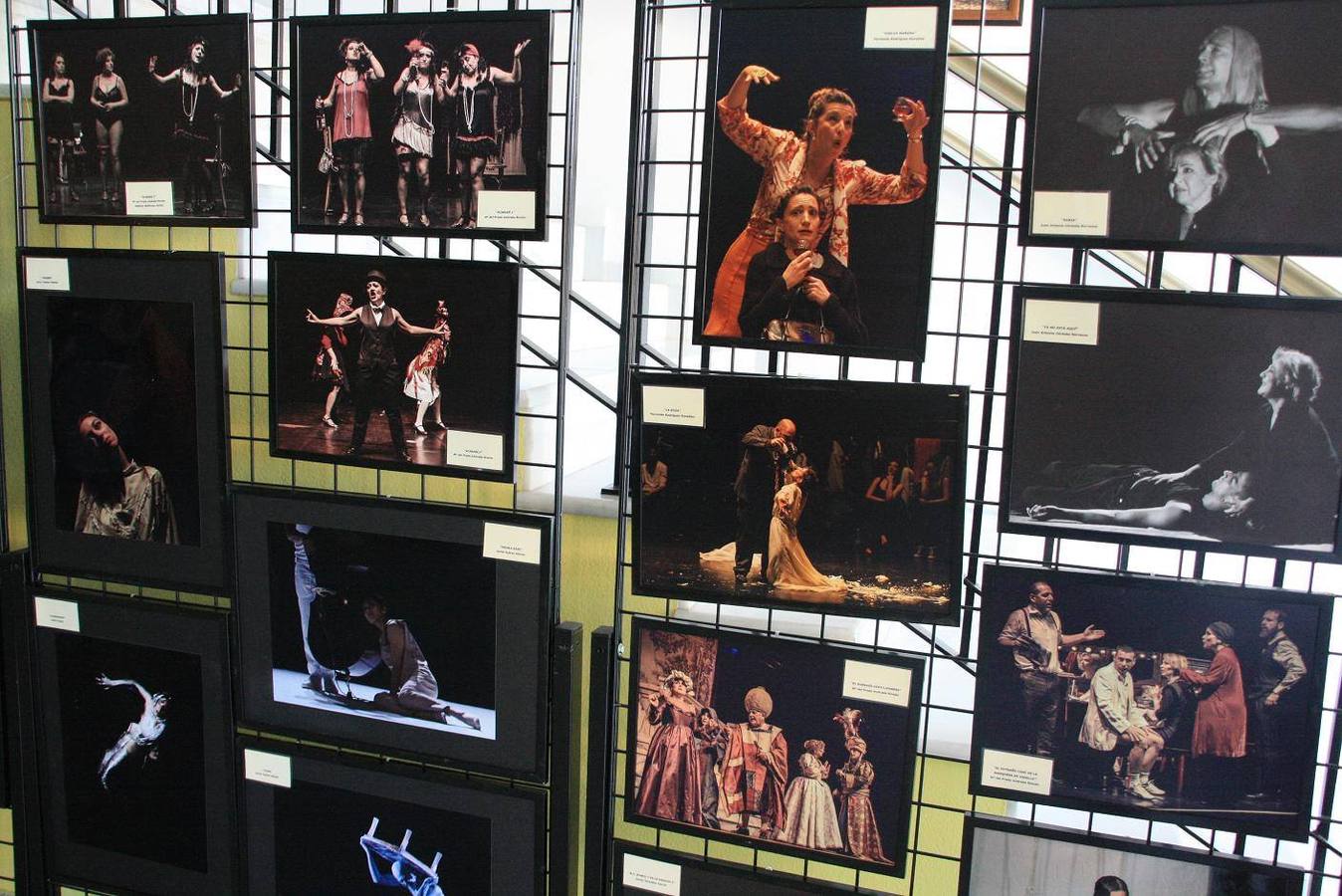 Exposición de fotografías teatrales en la Casa de la Cultua