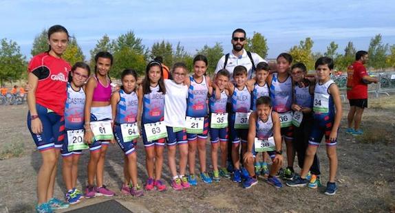 Gran temporada de las categorías inferiores del CAPEX Triatlón