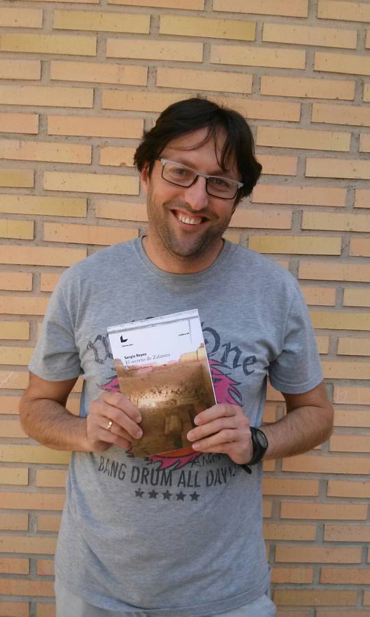 Varios autores escriben sobre el municipio con motivo del XXV aniversario de la obra 'El alcalde de Zalamea'