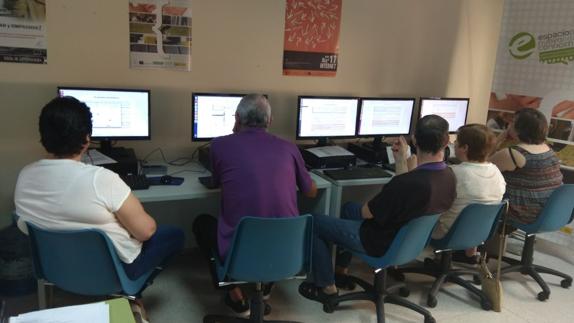 El Nuevo Centro del Conocimiento acoge charlas informativas