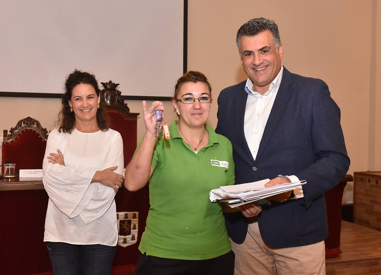 Se entregan las llaves de las 24 viviendas sociales de Los Camineros