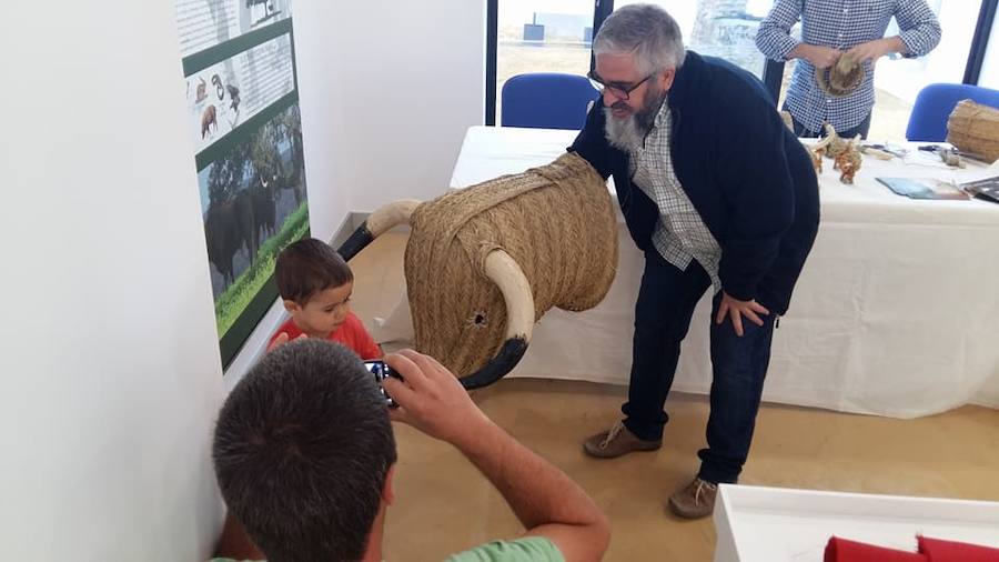Gran participación en la jornada sobre el juguete taurino de Bienvenida