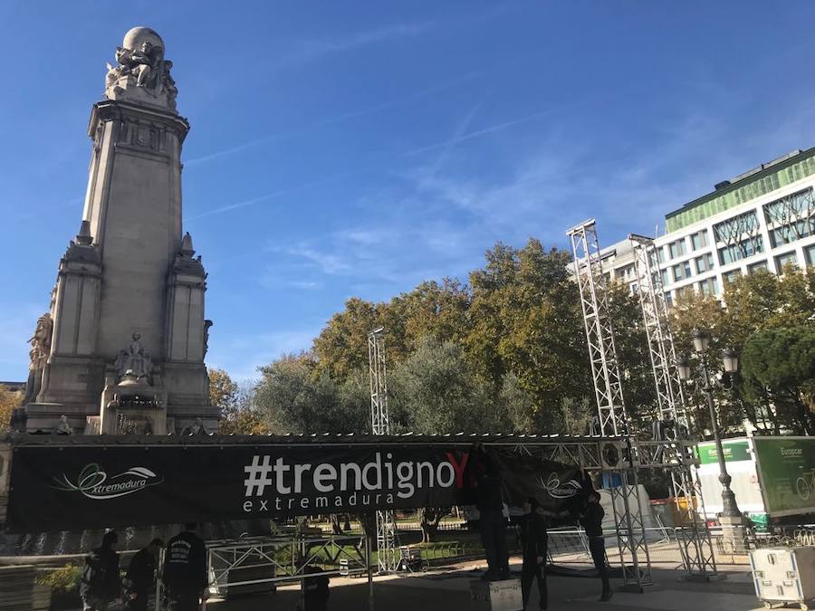 Los tres autobuses para la manifestación por un tren digno salen a las 6 de la mañana