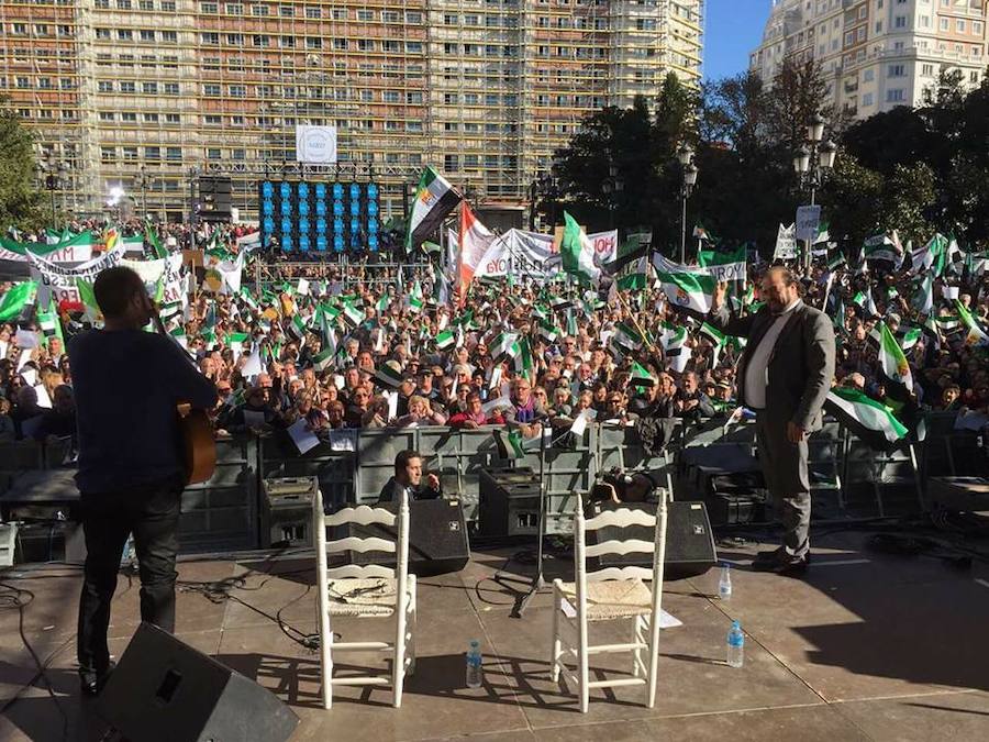 Campanario, cuna de los fandangos por el tren digno que cantó Miguel de Tena
