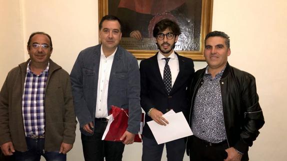 Agustín Espacio, premiado por su nota de acceso a la Facultad de Derecho de Sevilla