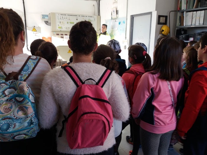 Los alumnos aprenden sobre un uso racional del agua