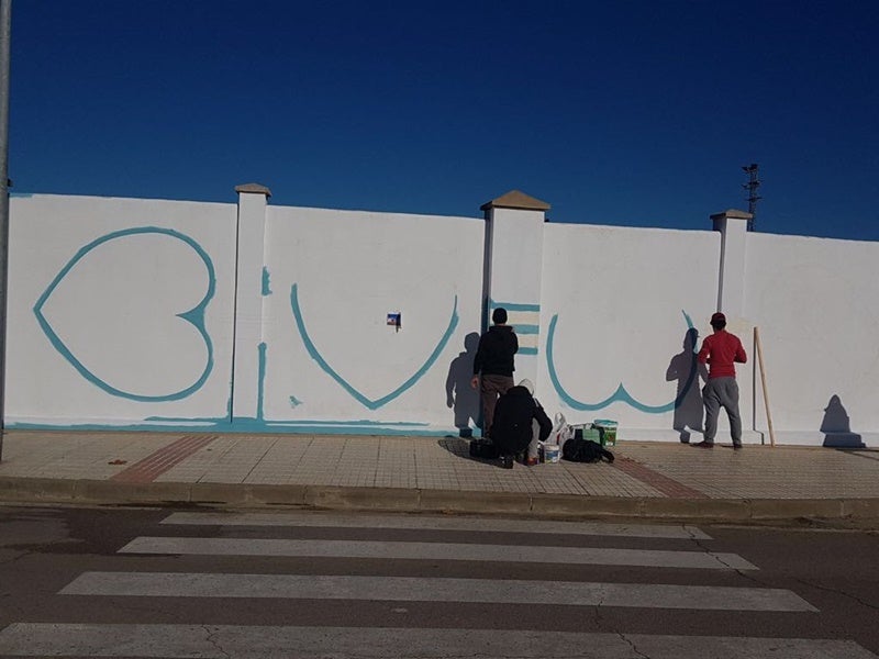 Pintan el primer mural por la igualdad y la diversidad afectivo-sexual