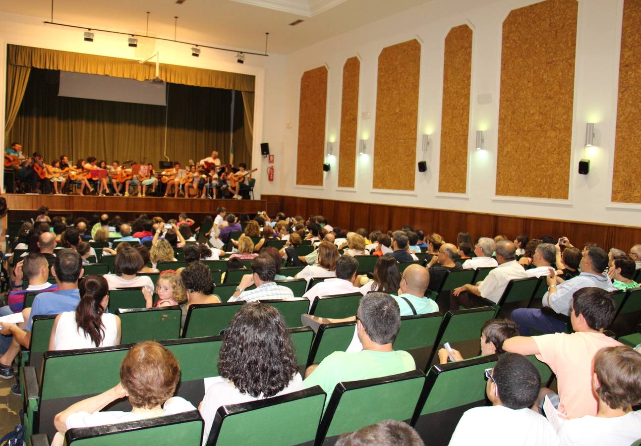 Los alumnos de la Escuela Municipal de Música vuelven ofrecer su tradicional Concierto de Navidad
