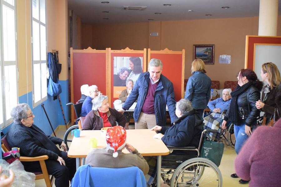 Visita del Alcalde al centro de día y de noche y los pisos tutelados