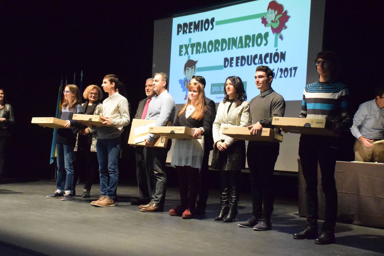 La Junta hace entrega en nuestra localidad de los Premios Extraordinarios de Educación