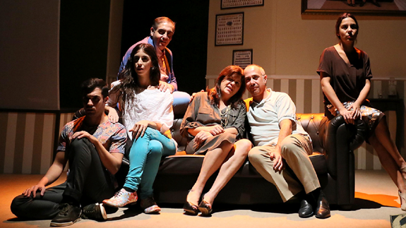 El ciclo teatral de marzo comienza hoy con la comedia ‘La vida secreta de mamá’