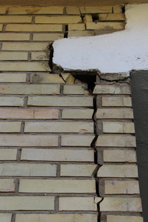 La AMPA del Camilo Hernández en Coria recoge firmas para que se arreglen numerosas deficiencias