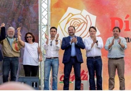 Fernández Vara: "Hace tiempo que España se fue de Cataluña"