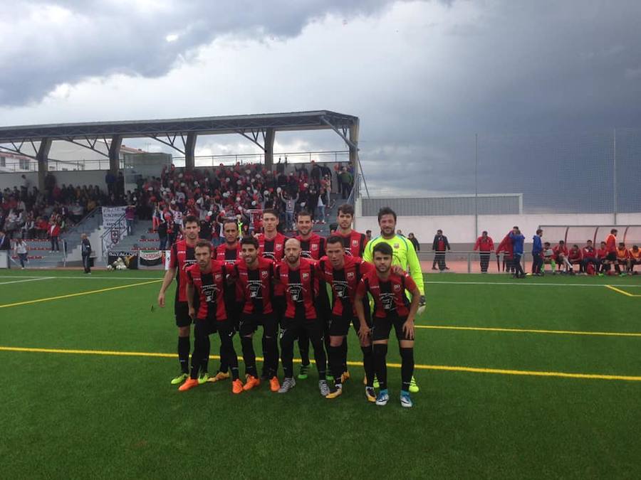 EL A.D LLerenense a un paso de tercera división