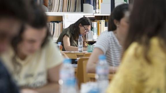30 alumnos del Juan Calero afrontan desde hoy la Selectividad en Zafra