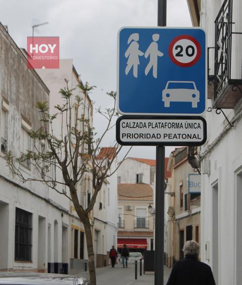 Prioridad para peatones en la nueva calle Cervantes