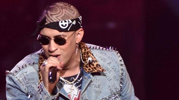 Bad Bunny arrancará su gira europea en Puebla de la Calzada el próximo día 13 de julio