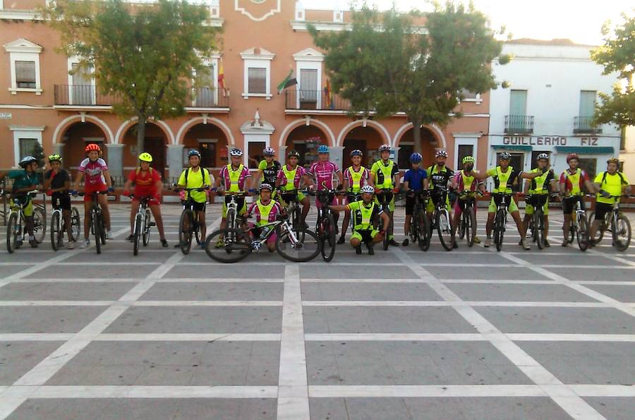 El Ayuntamiento y el Club Gurumelos Bike organizan la primera 'Quedada Nocturna de BTT'