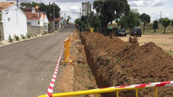 Docenario contará con instalación eléctrica dentro y fuera del pueblo