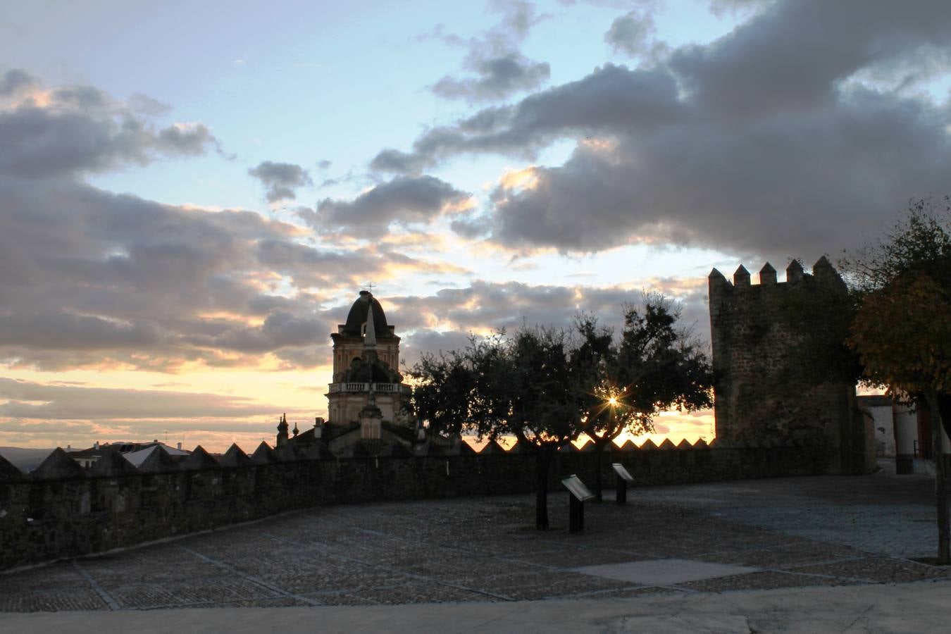 Jerez de los Caballeros, segunda ciudad de España donde más ha costado conciliar el sueño con 32´5 grados