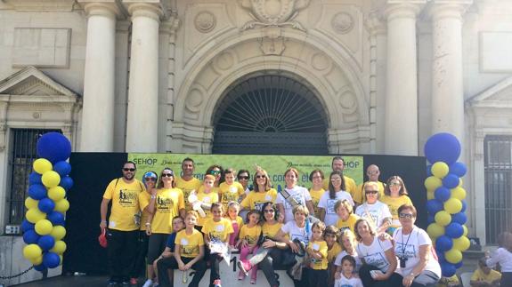 La AMPA El Llano propone la asistencia en grupo a la 6ª carrera contra el cáncer infantil en Sevilla