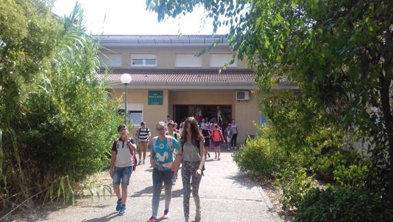 El curso comenzó con normalidad en el Instituto Antonio de Nebrija de Zalamea