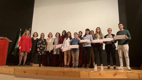 El Ayuntamiento de Arroyo de la Luz inaugura el curso escolar y otorga un reconocimiento a los mejores expedientes académicos 2017-2018