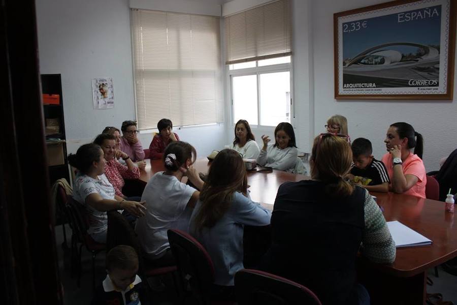 La AMPA ofrece a los padres un taller para aprender técnicas para educar a sus hijos