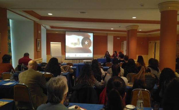 La moneda local Varamedí, presente en las jornadas de Fempex celebradas en Mérida