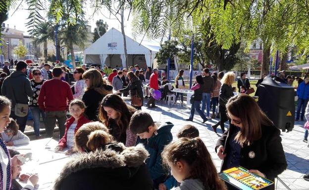 El Merkajoven de Navidad vuelve a citar a los artesanos