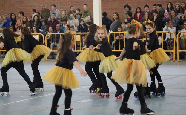 Mañana se celebra una exhibición de Navidad de patinaje