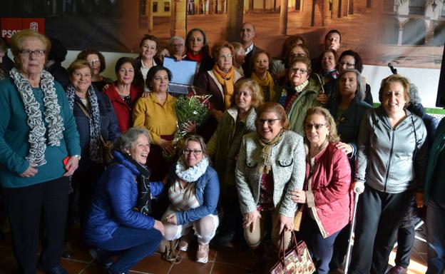 La Asociación de Mujeres Progresistas recibió el VII Galardón Gregorio Ramírez Gordillo «Gori»