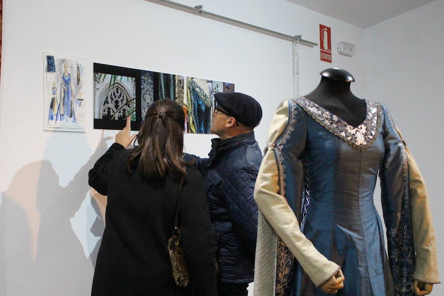 Últimos días para disfrutar de la exposición «Tejiendo arte en diciembre»