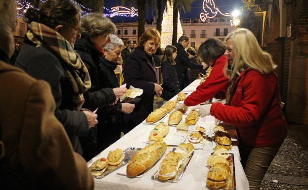 El IV Roscón Solidario supera los 112 metros